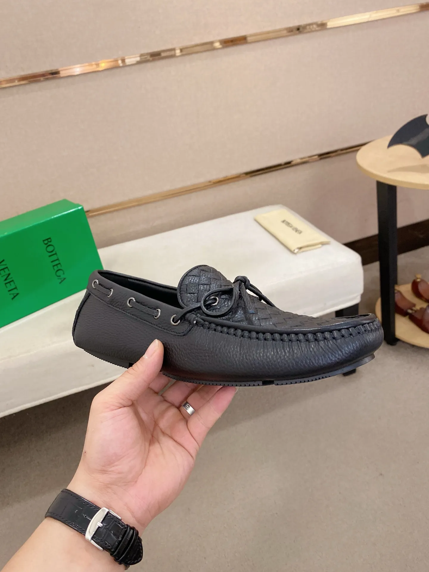 Men's shoes 💰 400💰 (Niu Li + Niu Pad) [BV] latest hot style‼ ️Casual men's shoes, uppers imported deer pattern first-layer cowhide ➕Full imported cowhide lining✔️Exquisite workmanship, excellent foot feel, special rubber soles✔️, cool and fashionable, the latest fashion, fashionable outsole, hurry up. Code number: 38-44 (can be customized to 37.45, non-refundable)